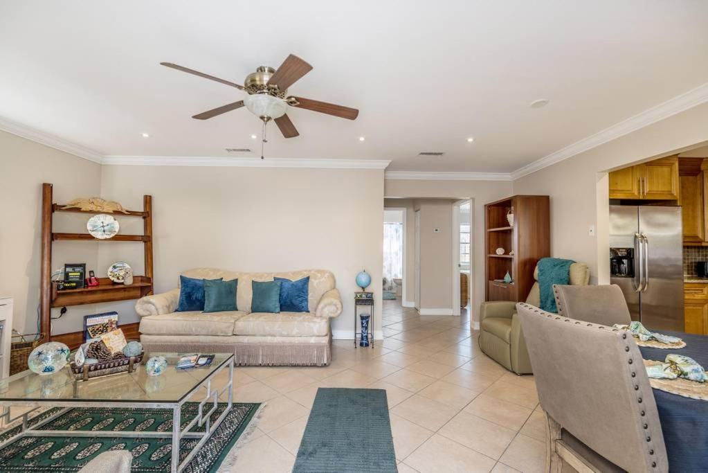 Ocean Vacation Breeze Villa แลนแทนา ภายนอก รูปภาพ